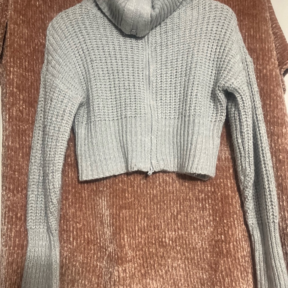 Jolie and Joy - Cozy Gray Cropped Sweater – Casual Pullover - Large